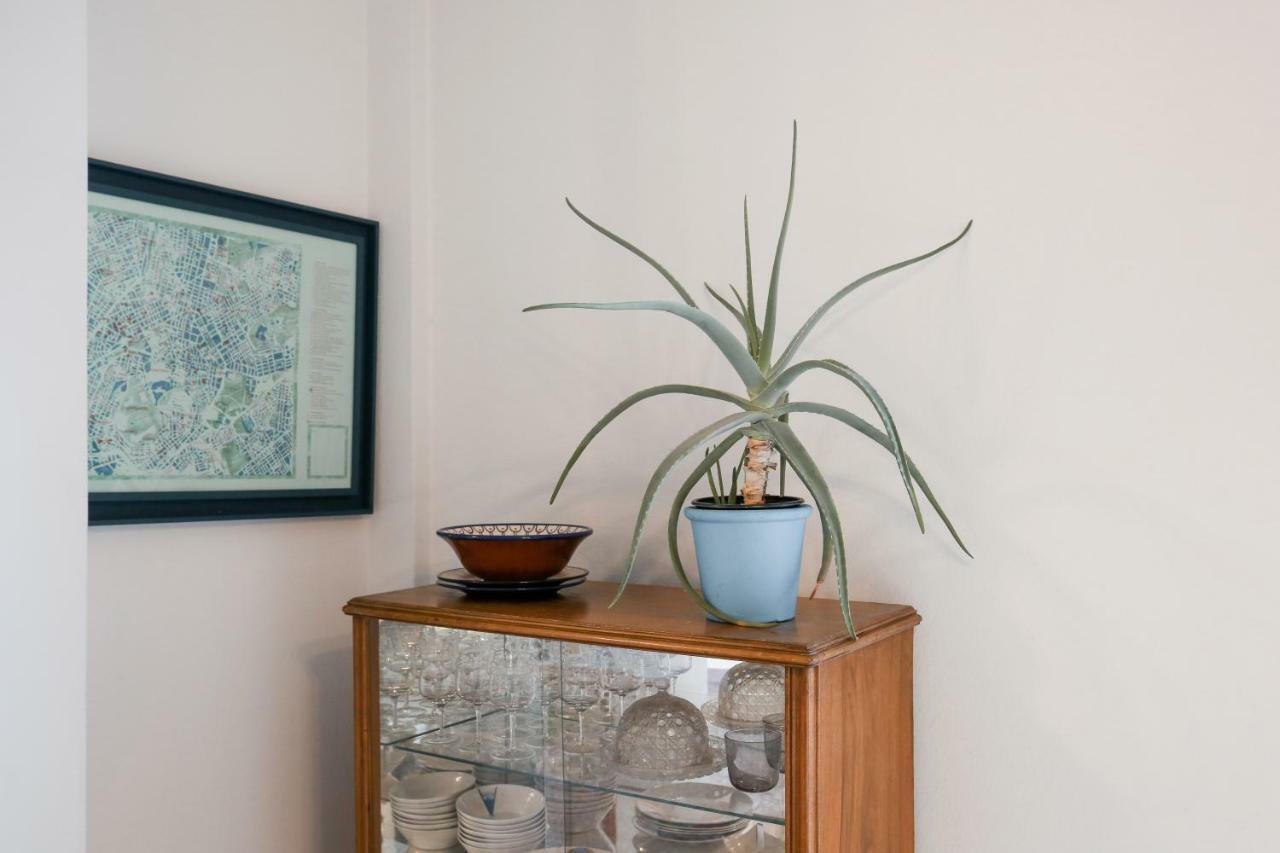 Semedaki, A Modern Appartment In The Centre Of History Athens Luaran gambar